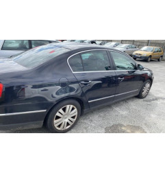 Vitre arriere gauche VOLKSWAGEN PASSAT 5