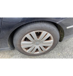 Vitre arriere gauche VOLKSWAGEN PASSAT 5
