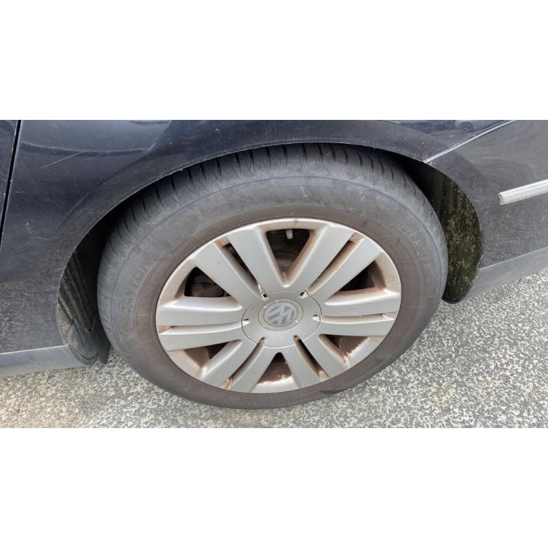 Vitre arriere gauche VOLKSWAGEN PASSAT 5 Photo n°17