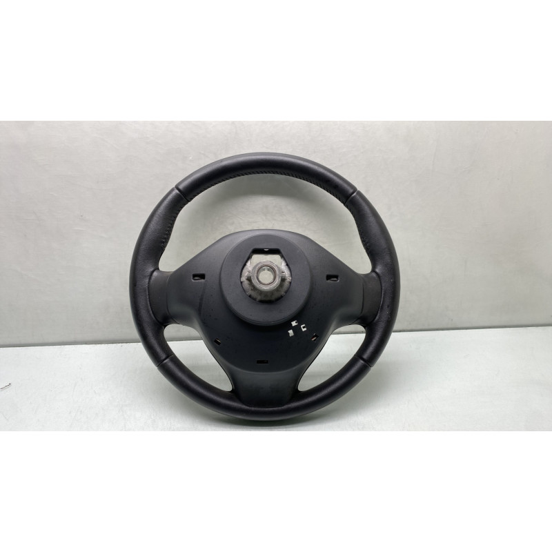 Volant RENAULT CLIO 4 Photo n°4