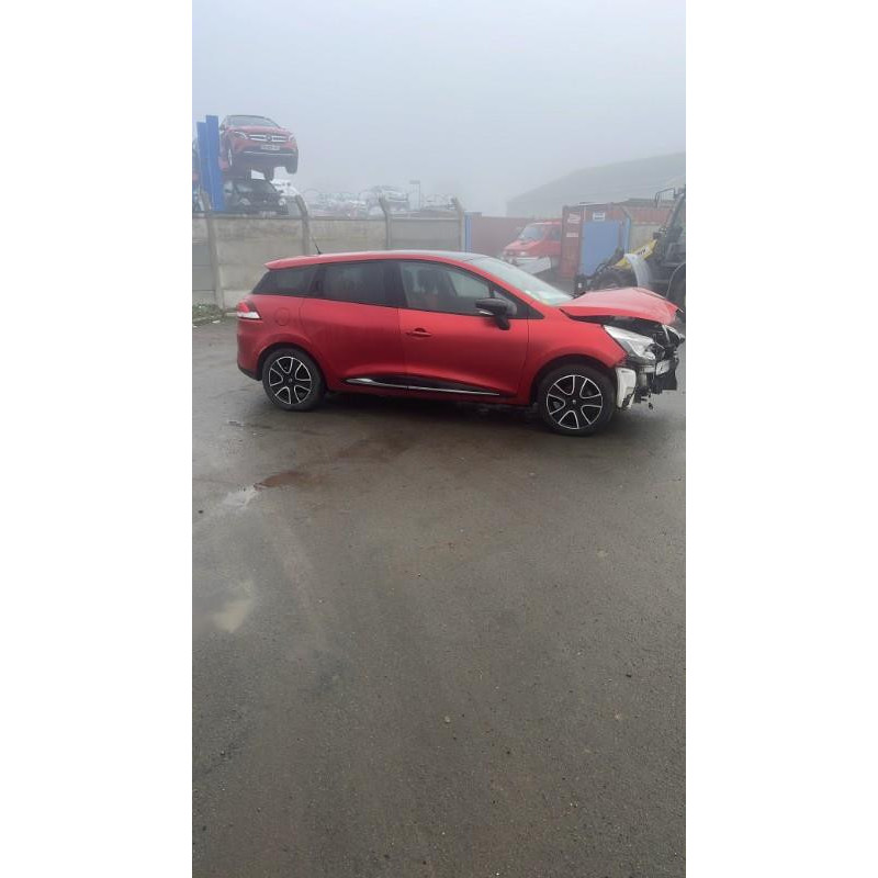 Volant RENAULT CLIO 4 Photo n°12