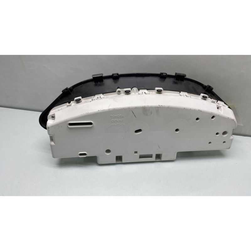 Compteur TOYOTA YARIS 2 Photo n°5