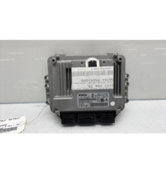 Calculateur moteur PEUGEOT 3008 1 Photo n°1