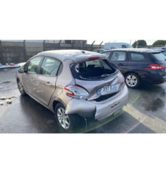 Bras essuie glace arriere PEUGEOT 208 1