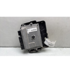 Calculateur moteur PEUGEOT 208 1 Photo n°1