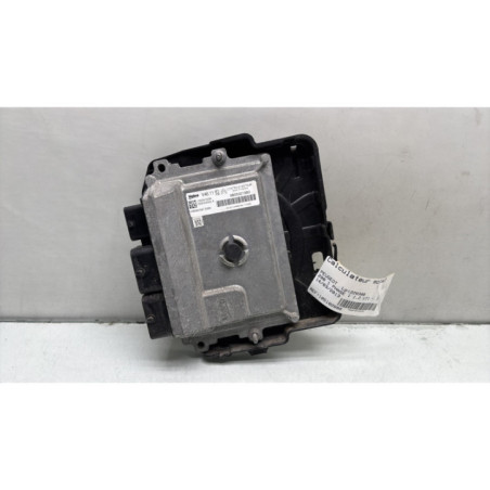 Calculateur moteur PEUGEOT 208 1 Photo n°1