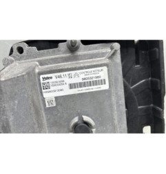 Calculateur moteur PEUGEOT 208 1