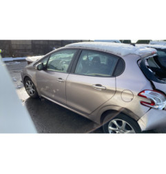 Calculateur moteur PEUGEOT 208 1