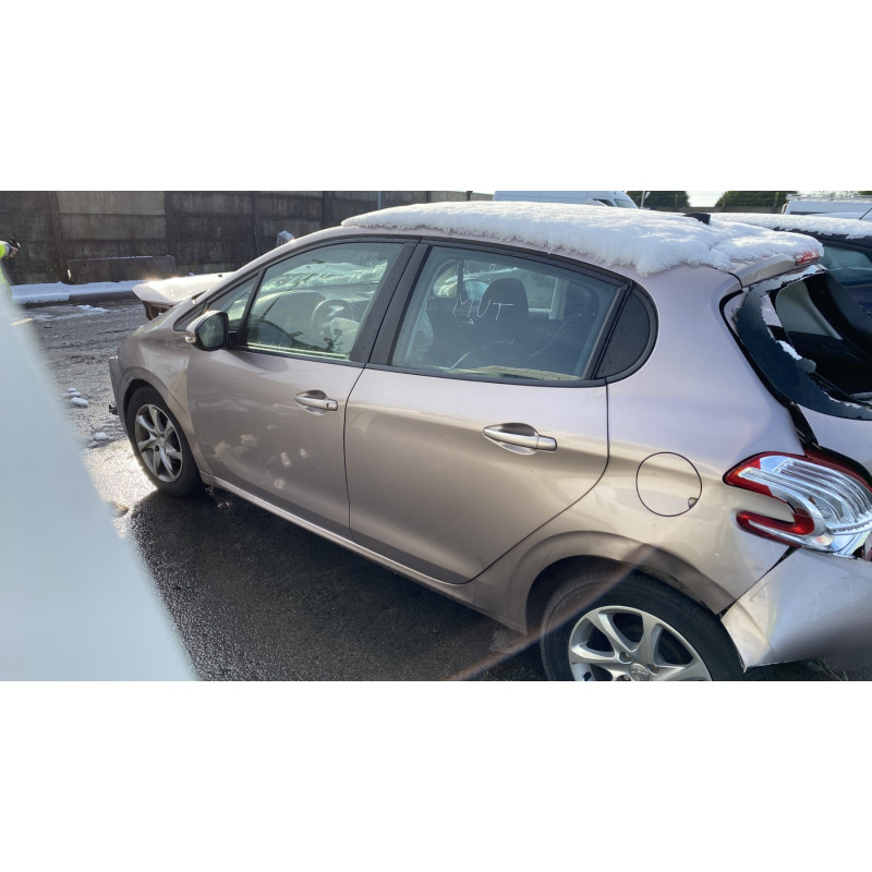 Calculateur moteur PEUGEOT 208 1 Photo n°10
