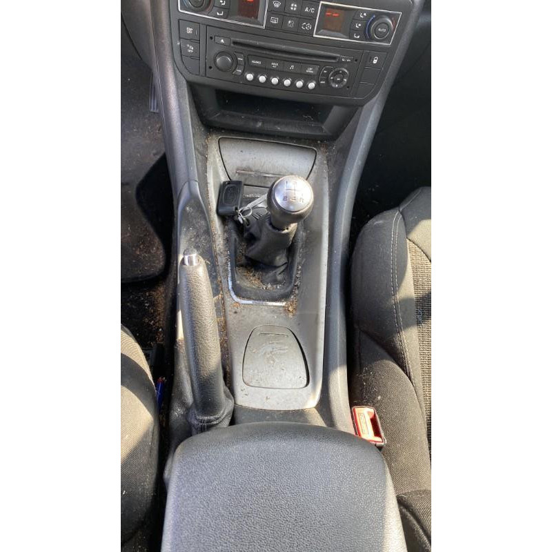 Pare boue arriere gauche CITROEN C5 2 Photo n°20