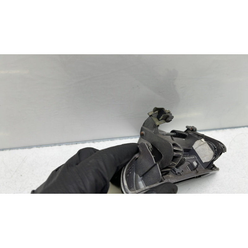 Poignee porte avant gauche RENAULT CLIO 2 Photo n°3