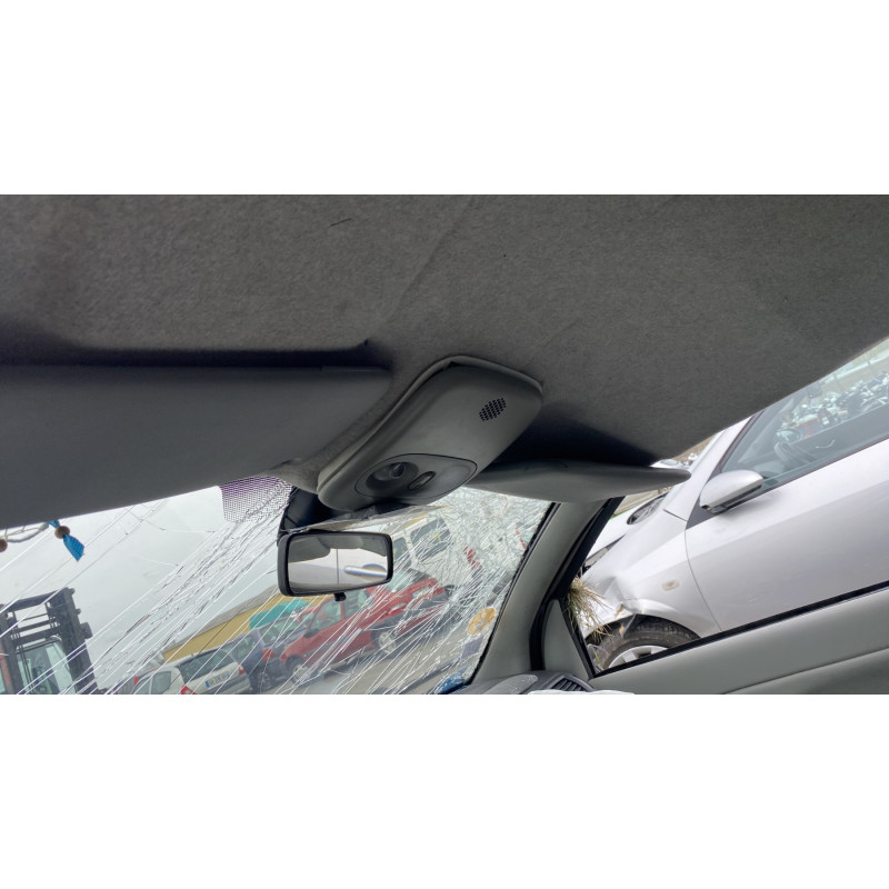 Poignee porte avant gauche RENAULT CLIO 2 Photo n°18