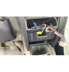 Poignee porte avant gauche RENAULT CLIO 2