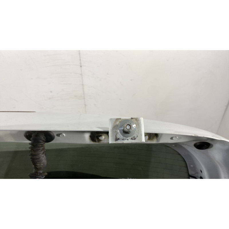 Malle/Hayon arriere RENAULT TWINGO 2 Photo n°9