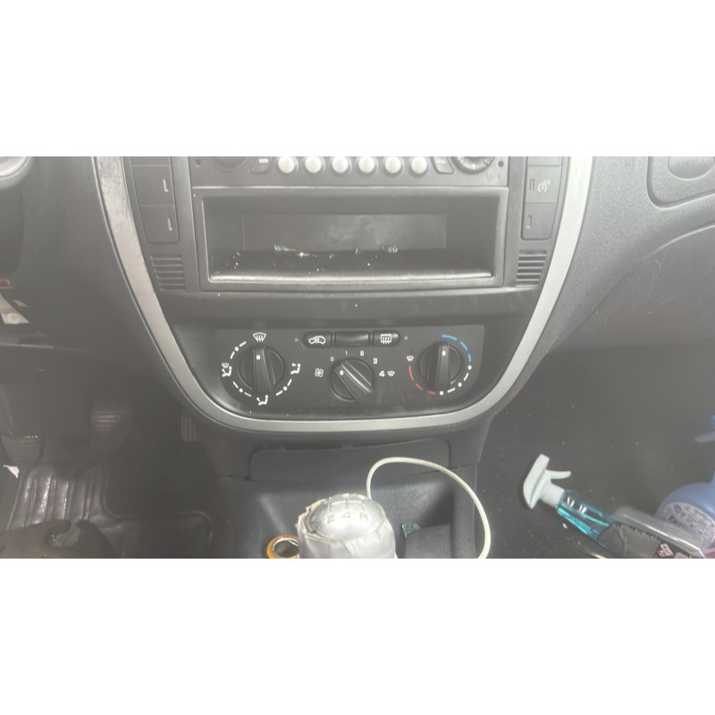 Malle/Hayon arriere CITROEN C3 PLURIEL Photo n°9