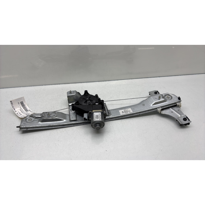 Leve vitre electrique avant droit PEUGEOT 208 1 Photo n°1
