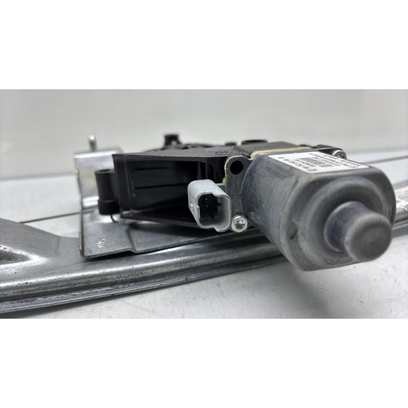 Leve vitre electrique avant droit PEUGEOT 208 1 Photo n°4