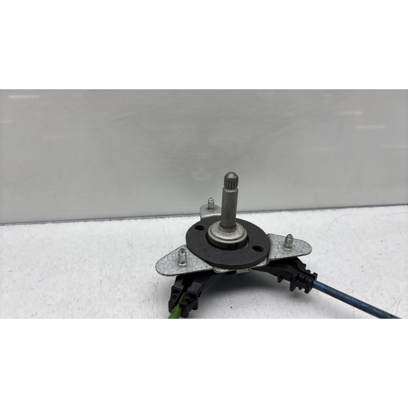 Leve vitre mecanique arriere droit PEUGEOT 208 1 Photo n°4