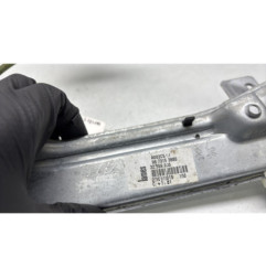 Leve vitre mecanique arriere droit PEUGEOT 208 1