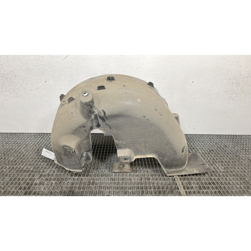 Pare boue arriere droit PEUGEOT 208 1 Photo n°1