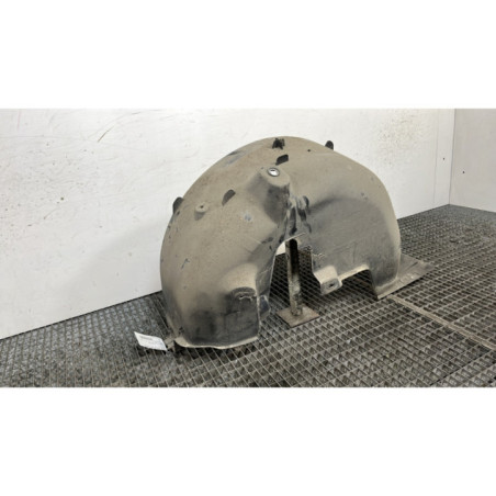 Pare boue arriere droit PEUGEOT 208 1
