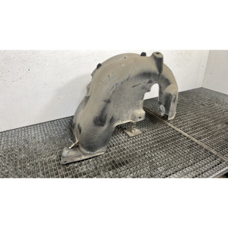 Pare boue arriere gauche PEUGEOT 208 1
