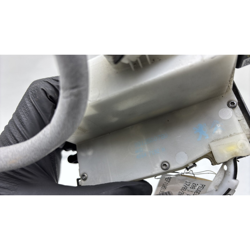 Serrure avant droit PEUGEOT 208 1 Photo n°5