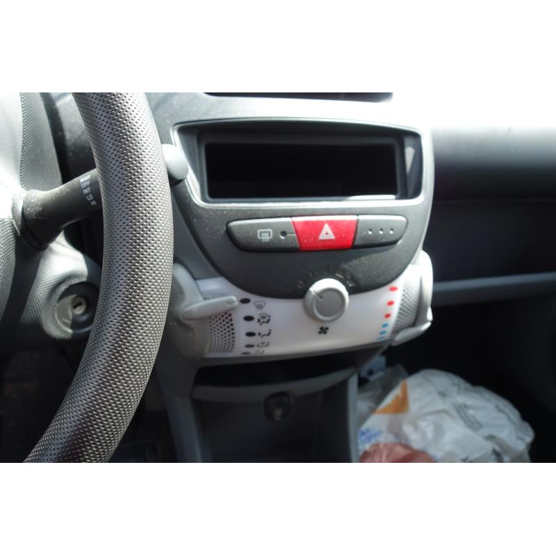 Amortisseur avant droit PEUGEOT 107 Photo n°11