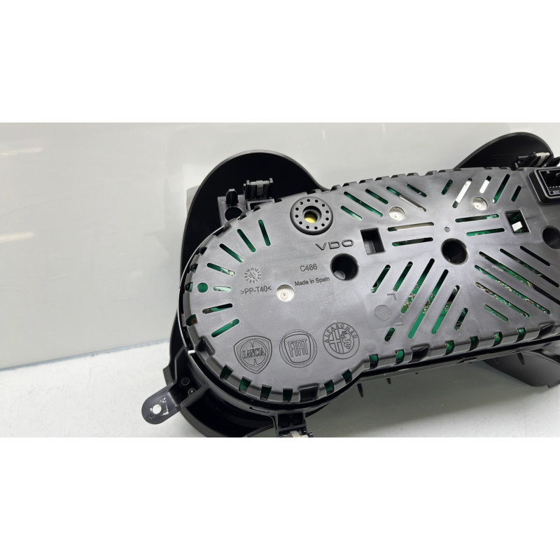 Compteur ALFA ROMEO GIULIETTA 2 Photo n°8