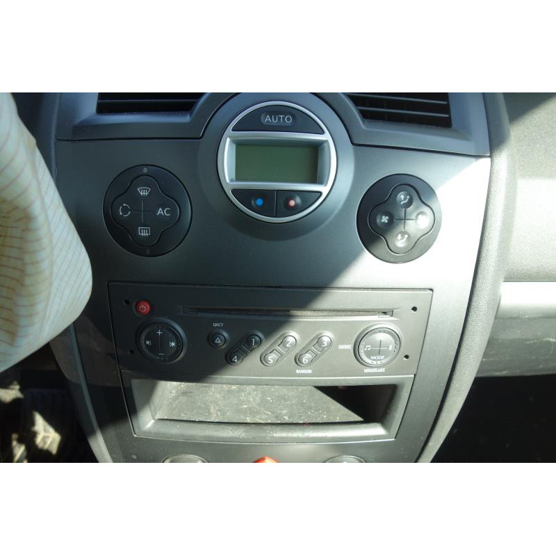 Amortisseur avant droit RENAULT MEGANE 2 Photo n°16