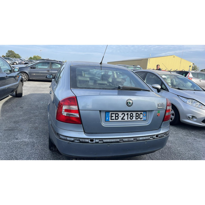 Moteur essuie glace avant SKODA OCTAVIA 2 Photo n°11