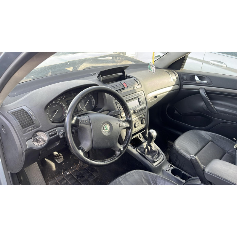 Moteur essuie glace avant SKODA OCTAVIA 2 Photo n°14
