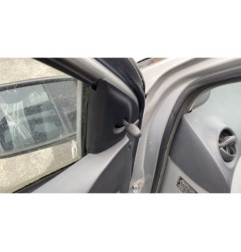 Poignee interieur avant droit TOYOTA YARIS 1