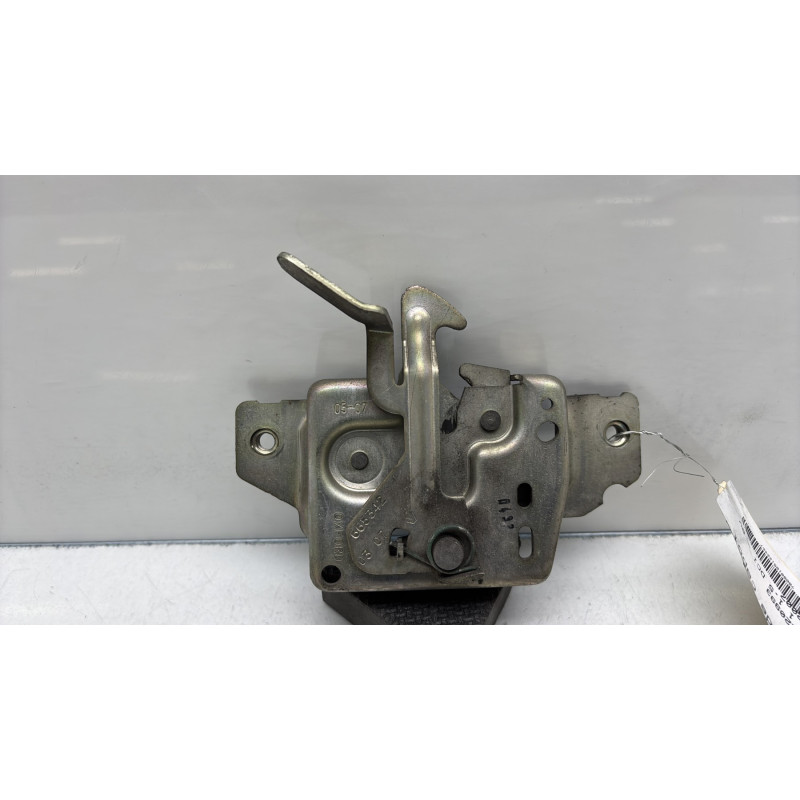 Fermeture de capot RENAULT CLIO 3 Photo n°1