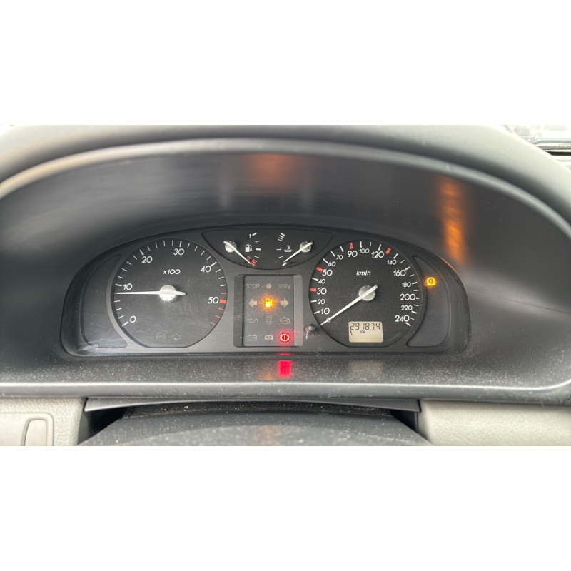 Optique avant principal droit (feux)(phare) RENAULT LAGUNA 2 Photo n°20