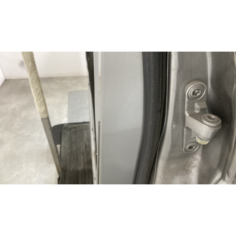 Porte arriere gauche MERCEDES CLASSE B 245 Photo n°2