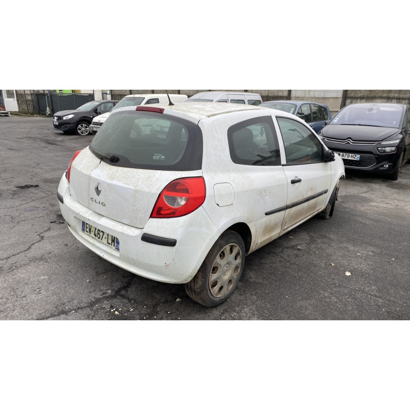Aile avant droit RENAULT CLIO 3 Photo n°7