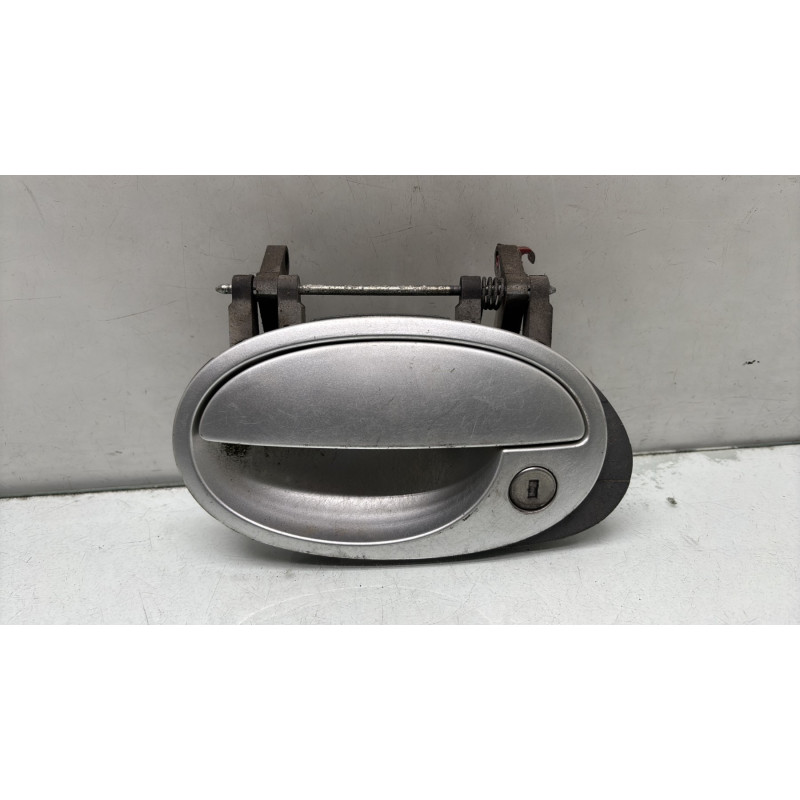 Poignee porte avant gauche OPEL MERIVA A Photo n°1