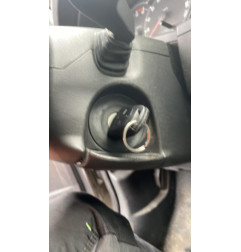 Poignee porte avant gauche OPEL MERIVA A