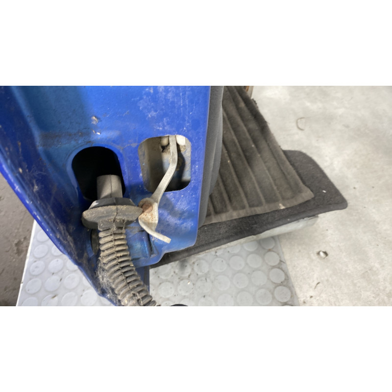 Porte arriere droit RENAULT CLIO 2 Photo n°4