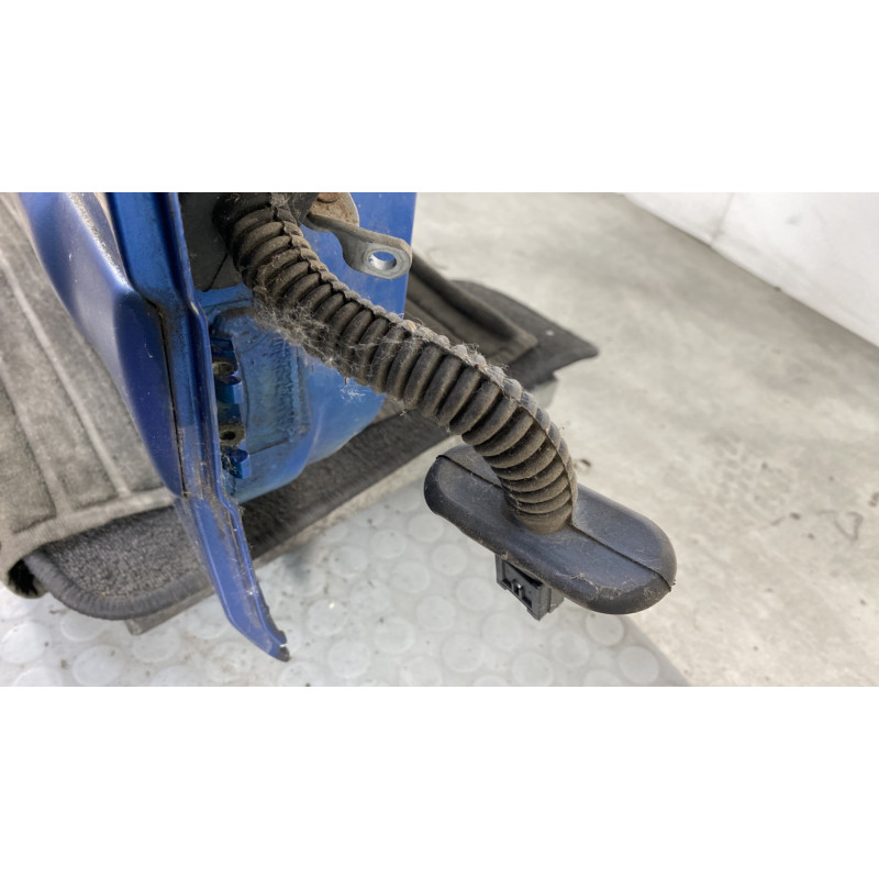 Porte arriere droit RENAULT CLIO 2 Photo n°5