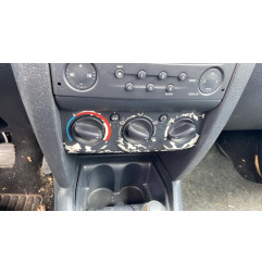 Pare boue arriere gauche RENAULT CLIO 2