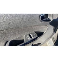 Ceinture avant droit OPEL CORSA D