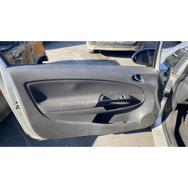 Leve vitre electrique avant gauche OPEL CORSA D Photo n°17