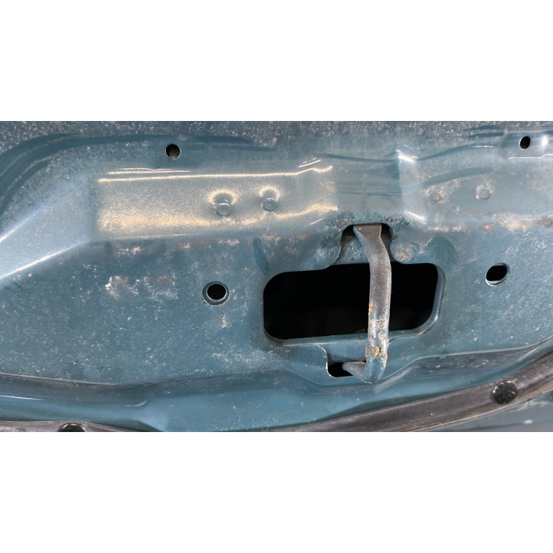 Capot MAZDA 323 6 Photo n°6