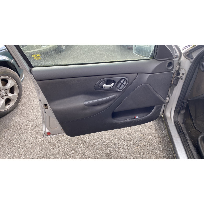 Serrure avant gauche FORD MONDEO 1 Photo n°13