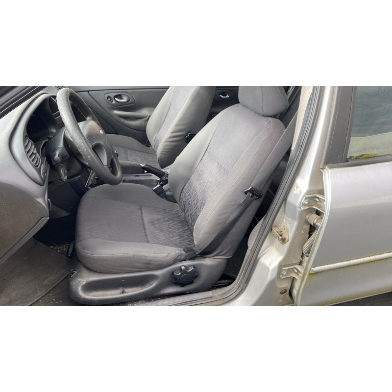 Serrure avant gauche FORD MONDEO 1 Photo n°15