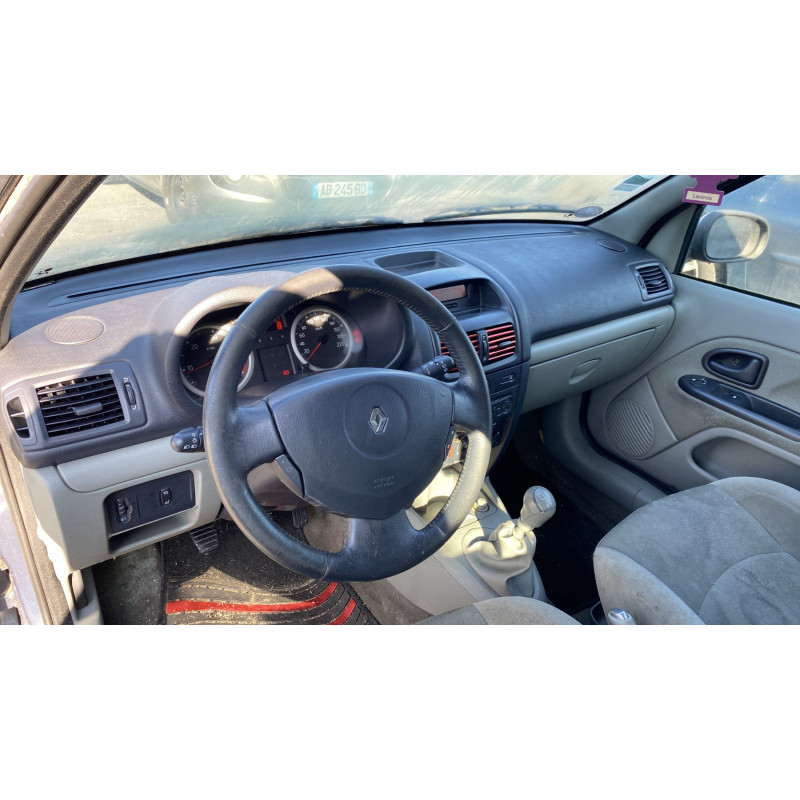 Porte avant gauche RENAULT CLIO 2 Photo n°20