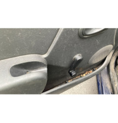 Poignee interieur avant gauche DACIA SANDERO 1