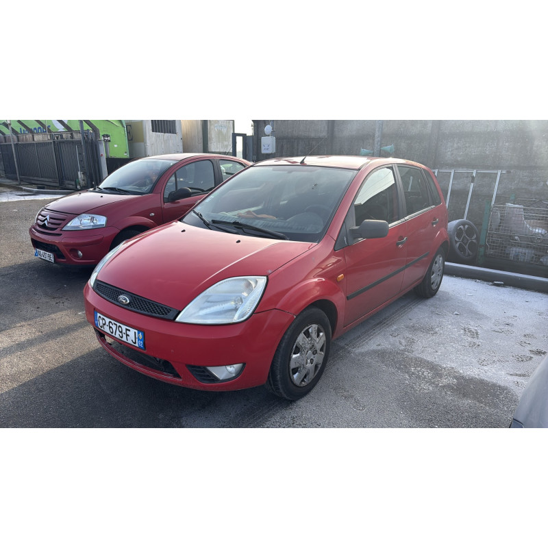 Vitre arriere gauche FORD FIESTA 5 Photo n°5